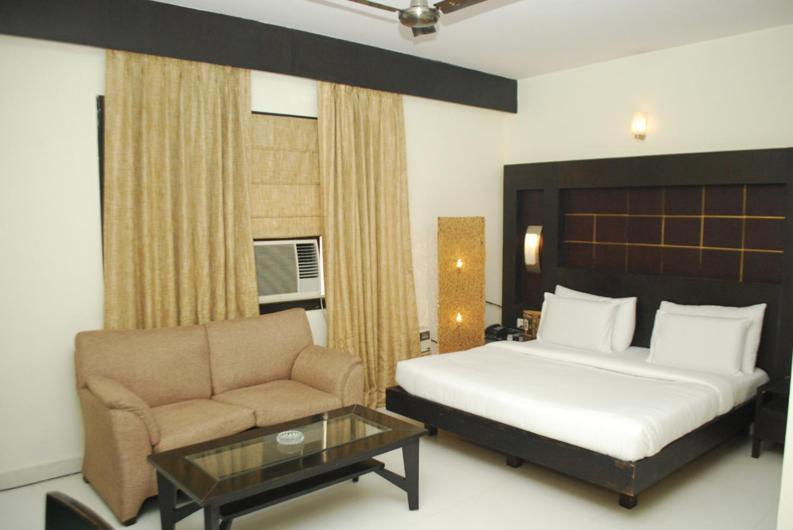 Aman Deluxe Hotel New Delhi Buitenkant foto