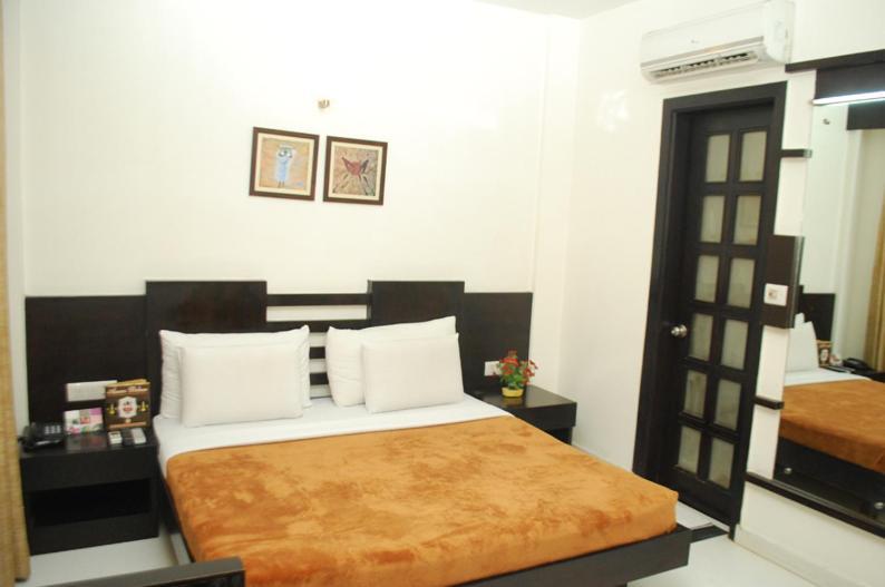 Aman Deluxe Hotel New Delhi Buitenkant foto
