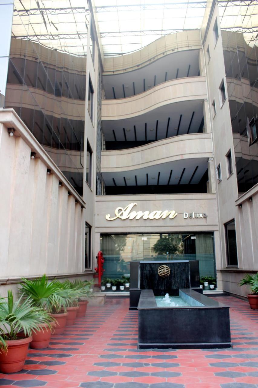Aman Deluxe Hotel New Delhi Buitenkant foto
