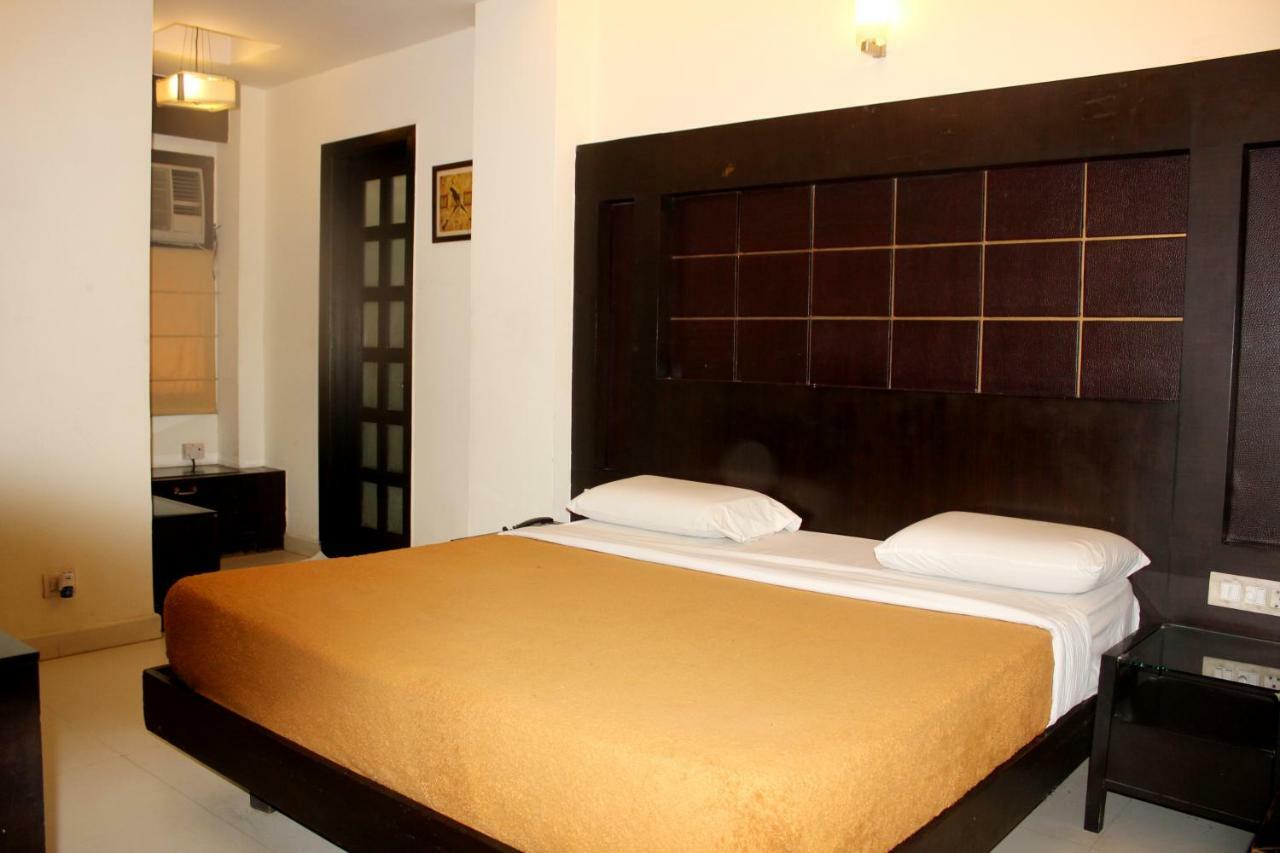 Aman Deluxe Hotel New Delhi Buitenkant foto