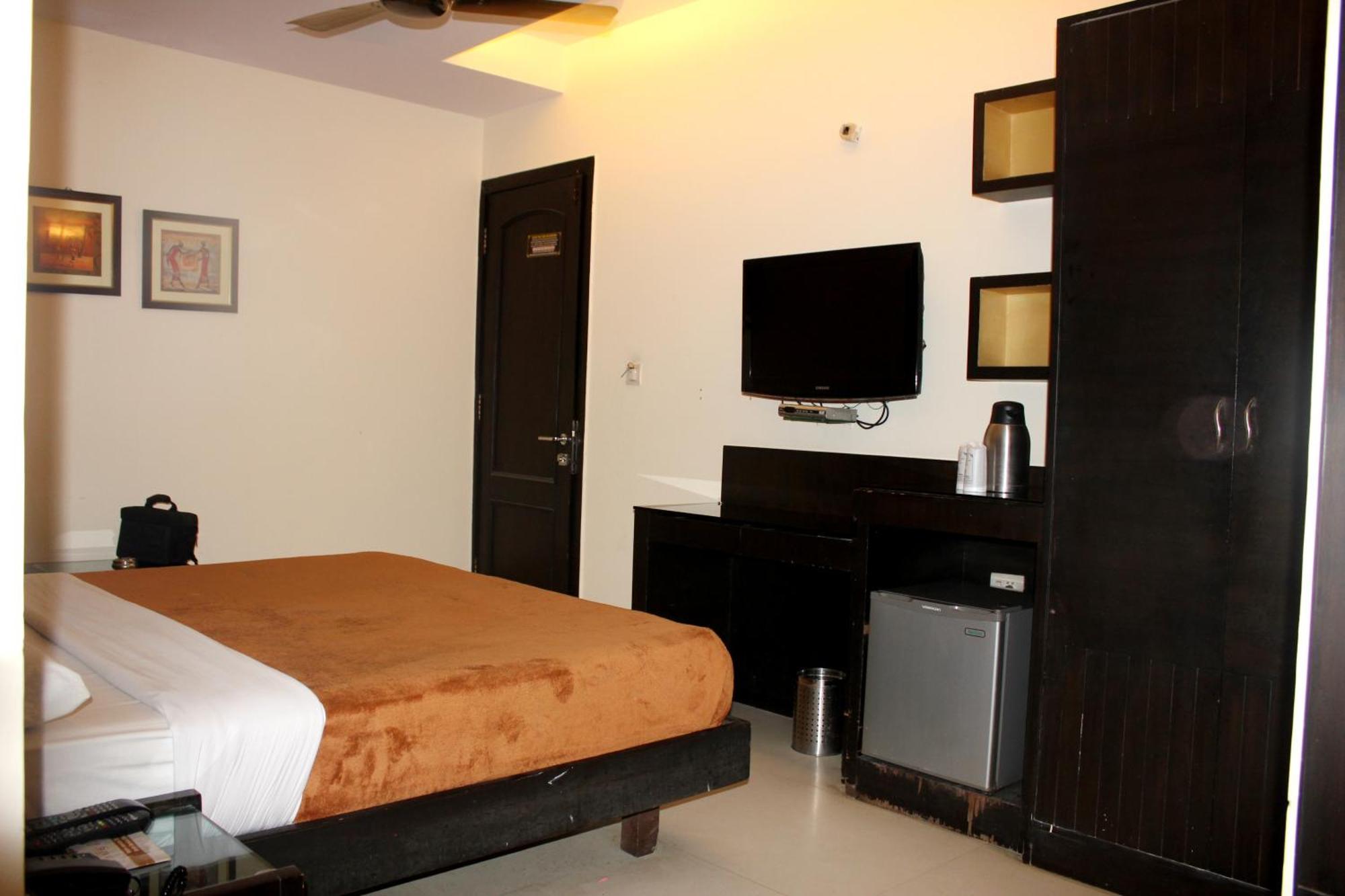 Aman Deluxe Hotel New Delhi Buitenkant foto